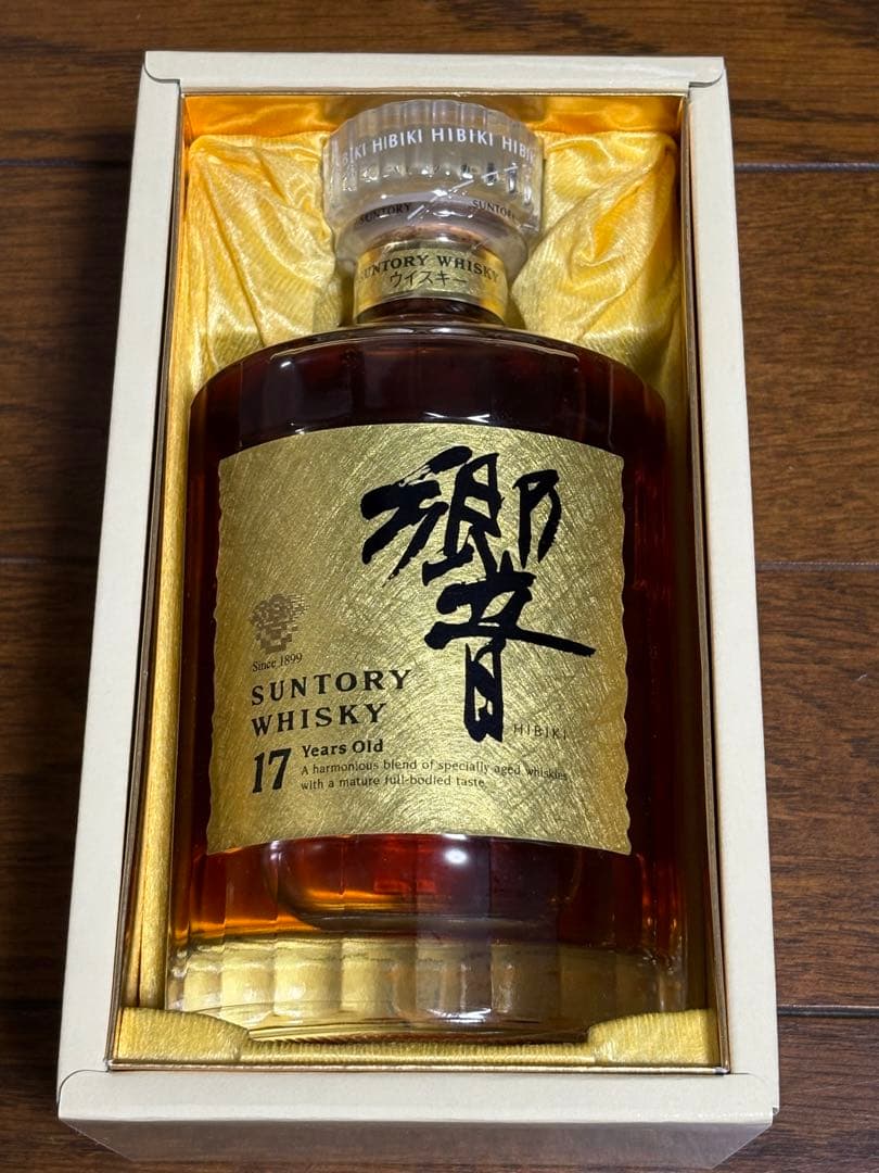 サントリー 響 17年 750ml