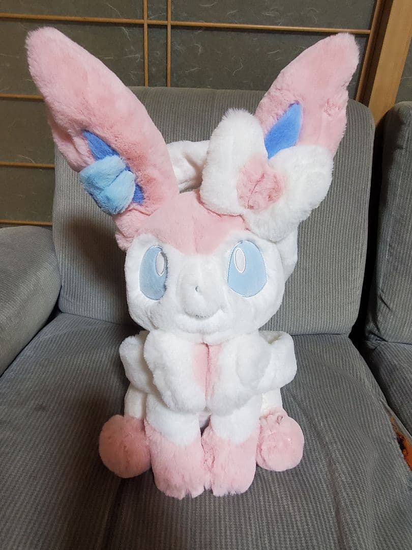 【最終価格】ふわふわ抱きぬいぐるみ　ブラッキー、ニンフィア