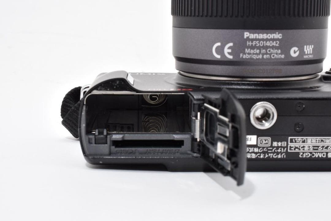 Panasonic LUMIX DMC-GF2 レンズキット ミラーレスカメラ