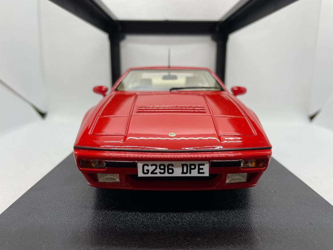 104-026 Cult 1/18 ロータス Excel SE Red