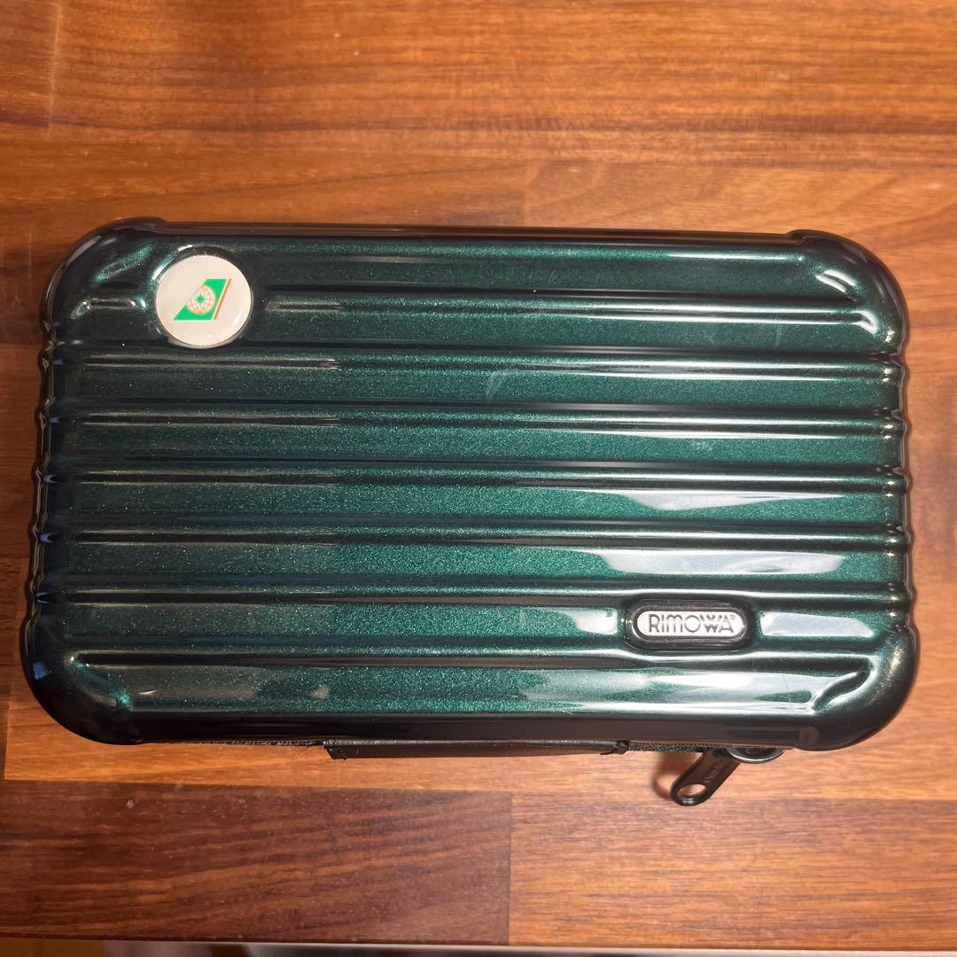 【Rimowa】キャセパシフィック航空ポーチ ヴライトグリーン