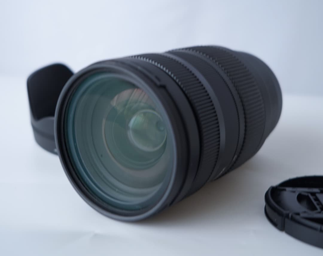 SIGMA 28-70mm F2.8 DG DN ズームレンズSonyEマウント