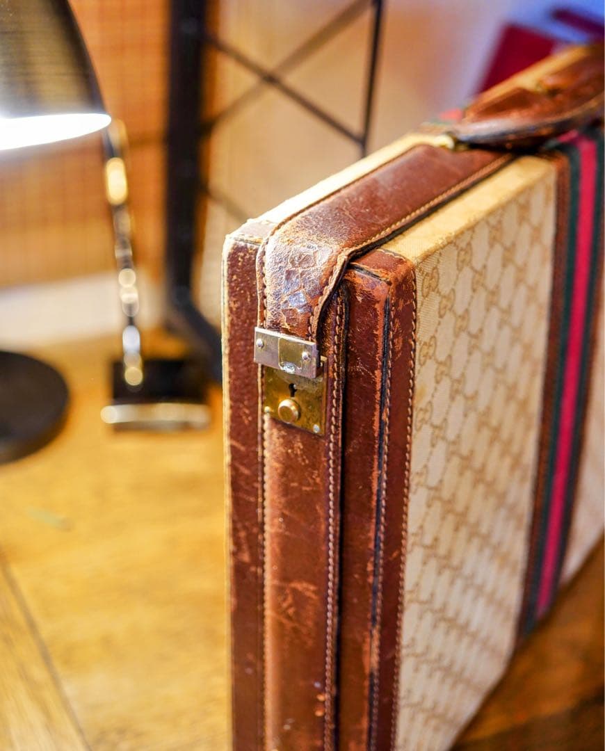 グッチ　1970s トランク　カバン　ハンドバッグ　ヴィンテージ　オールドグッチ