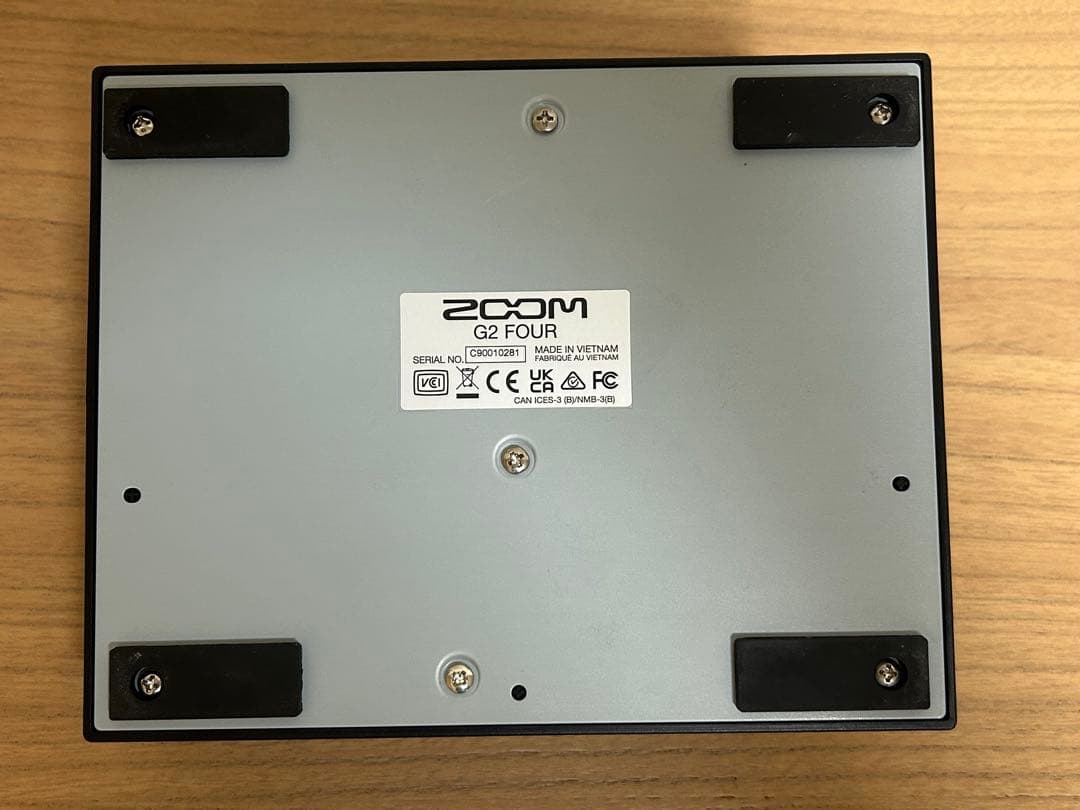 ZOOM G2 FOUR マルチエフェクター