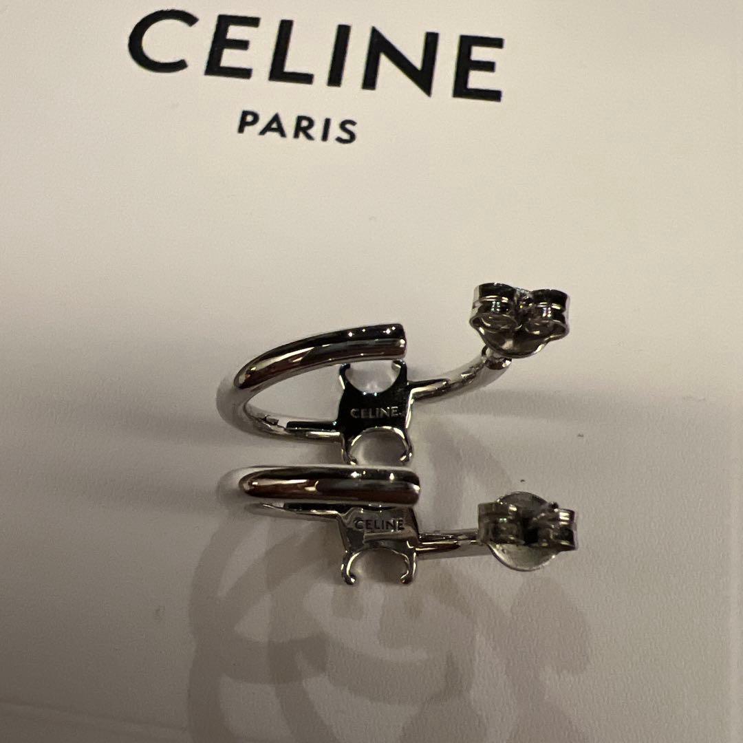 ururu　セリーヌ　美品　トリオンフ　フープピアス