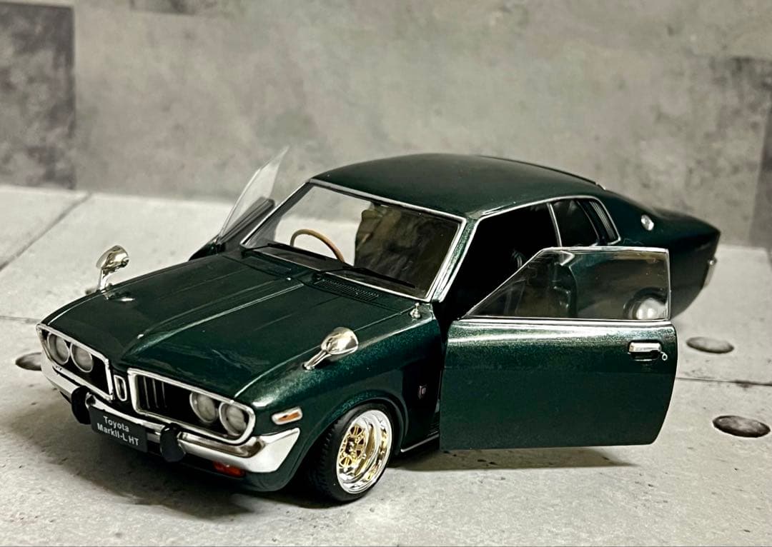 国産名車 1/24 トヨタ マークⅡ HT L カスタム 旧車 ミニカー