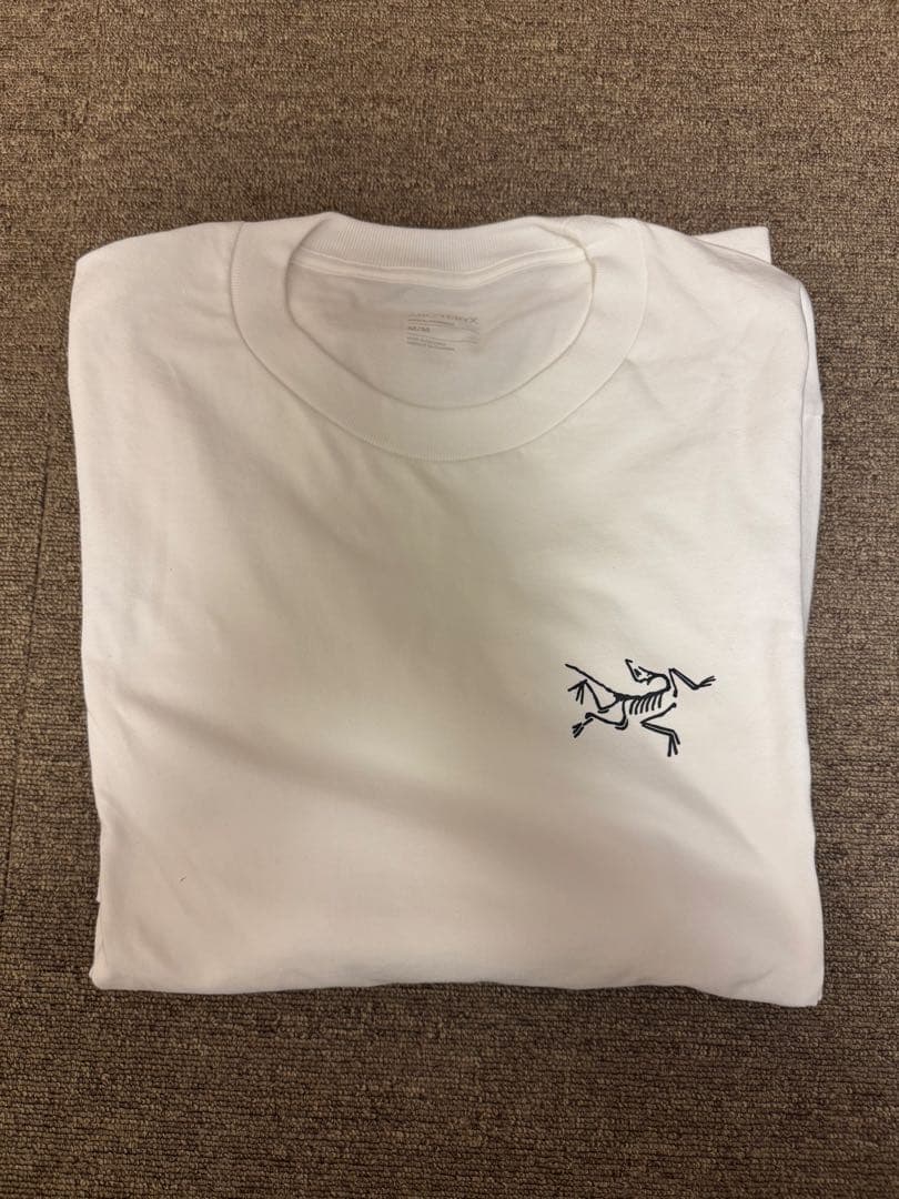 アークテリクス ホワイト 長袖Tシャツ