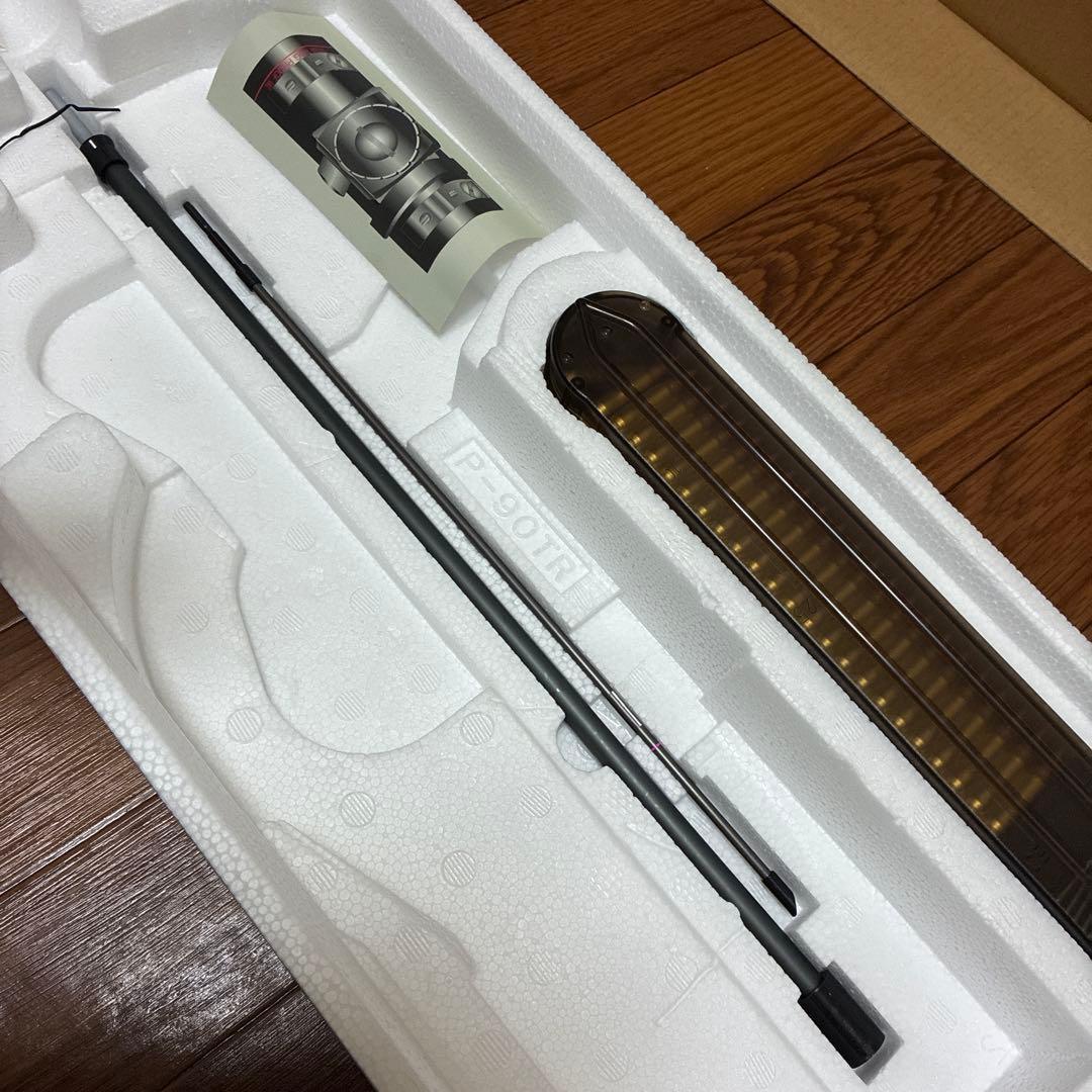 東京マルイ P-90TR 電動ガン サイレンサー付き