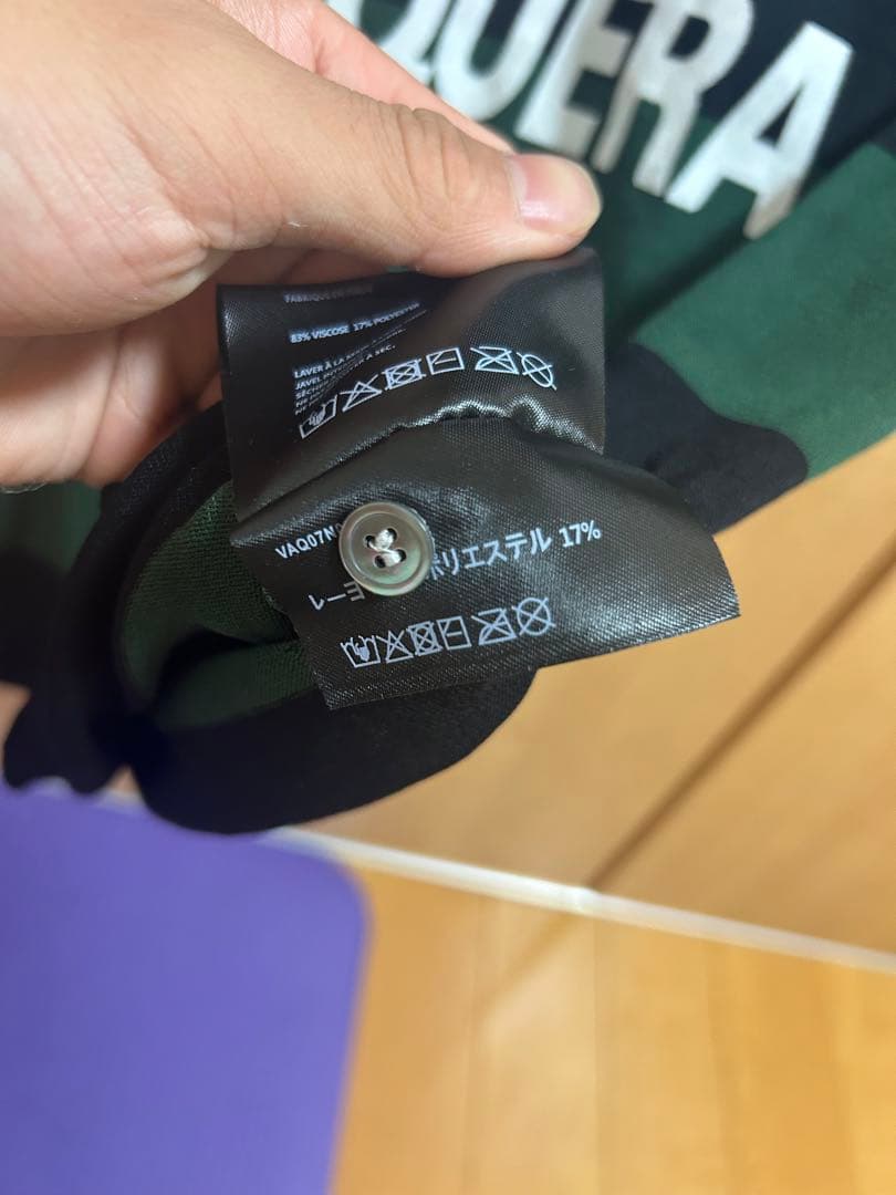 VAQUERA ロゴポロシャツ