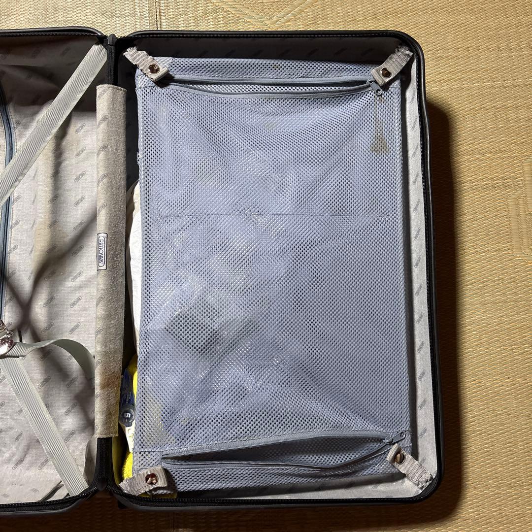 リモワスーツケース ブラック