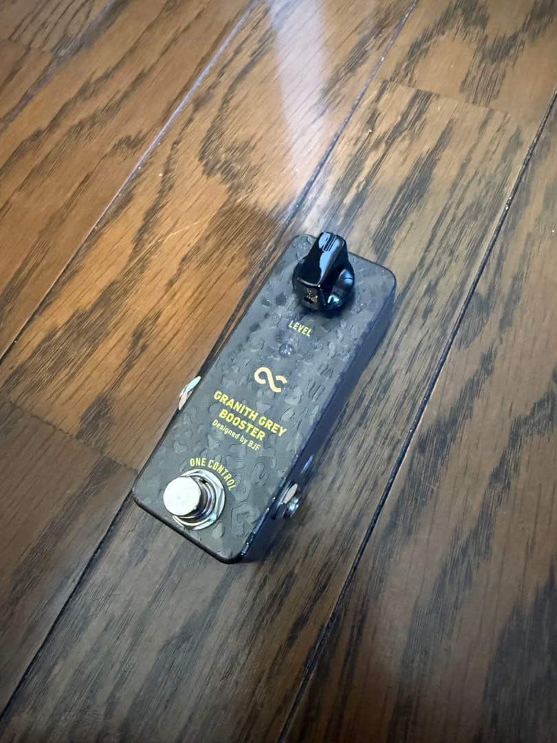 ギター One Control Granith Grey Booster