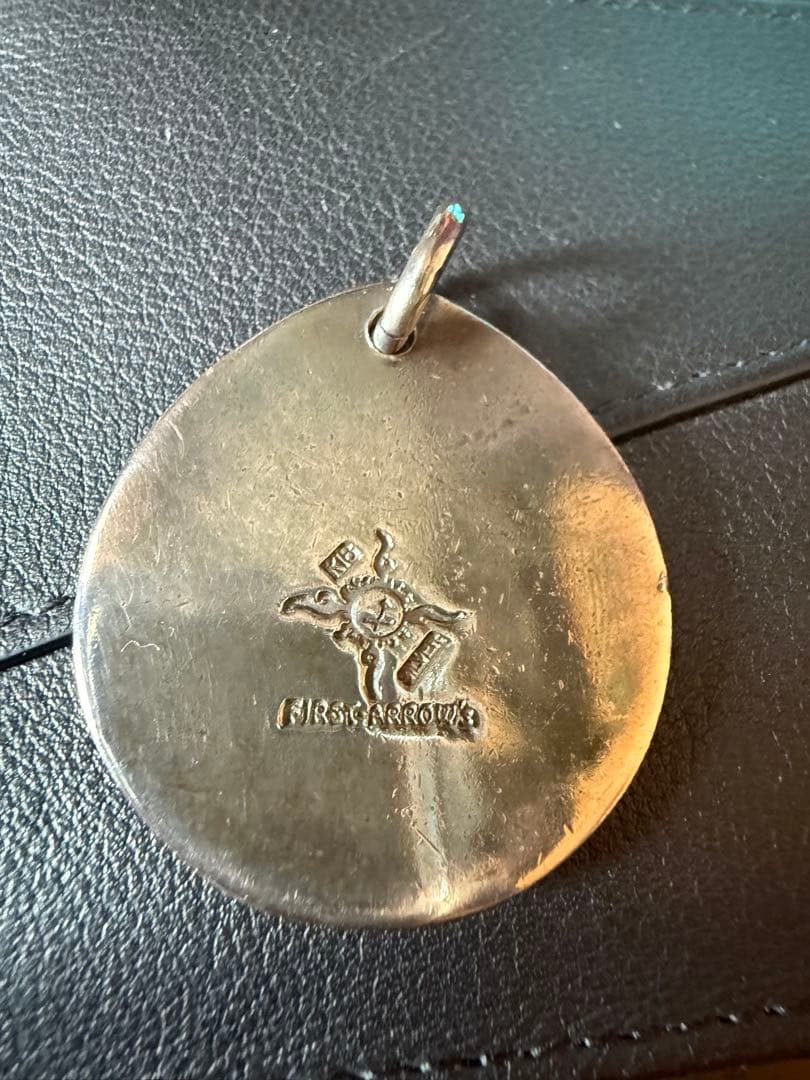 First Arrow's シルバーペンダント