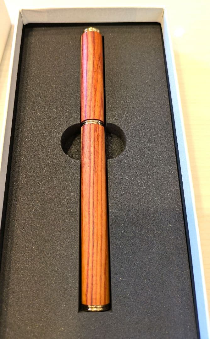 木軸ペン　一句　チューリップウッド　極上ツートン　ローラーボールペン