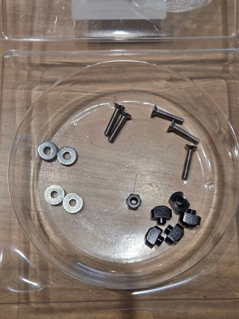 TWM タンクキャップ（アルミ）クイックタイプ DUCATI　パニガーレv4