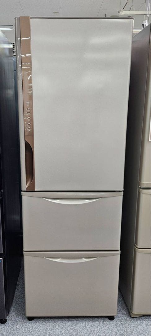 【美品】HITACHI 3ドア冷蔵庫375L✨2027年1月までの保証付