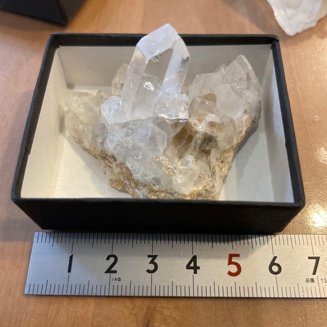 【国産鉱物】水晶クラスター　山梨県　乙女鉱山産
