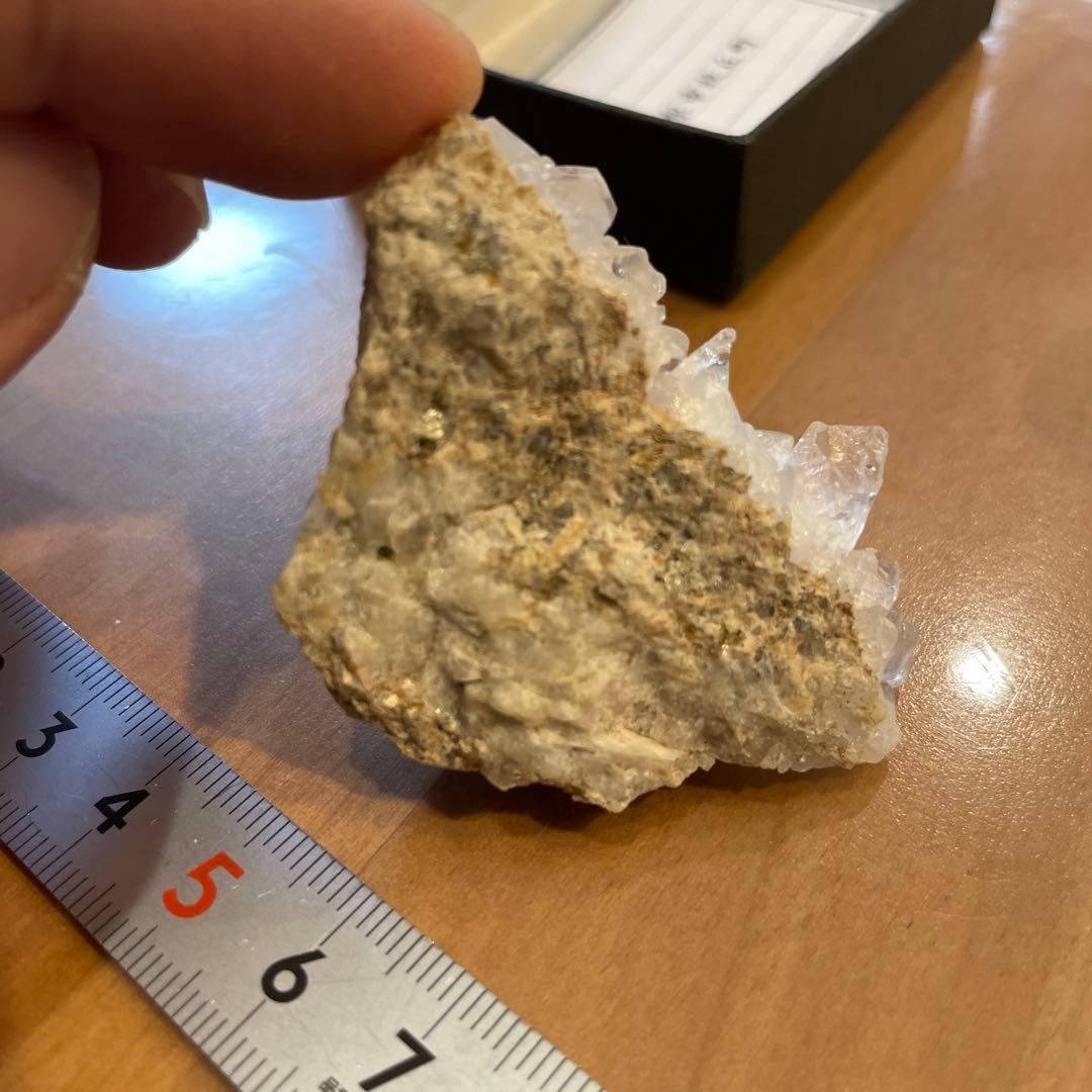 【国産鉱物】水晶クラスター　山梨県　乙女鉱山産