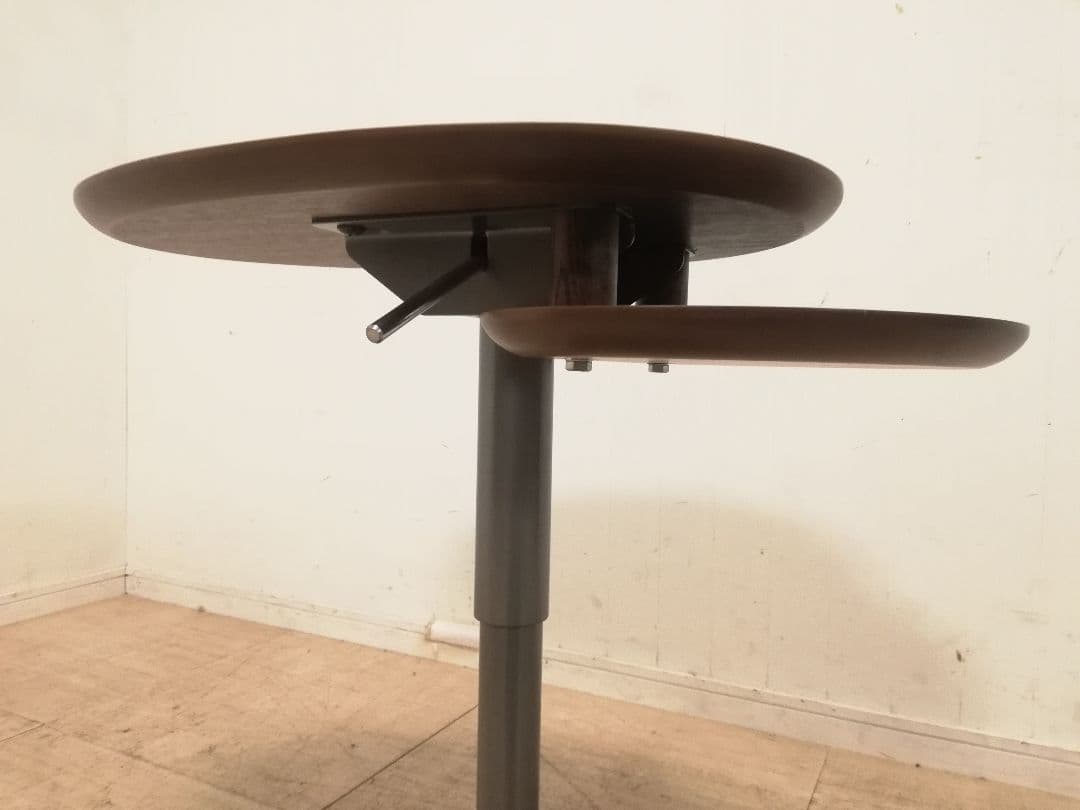 モデルルーム展示品 カリモク家具 ウォールナット 昇降式サイドテーブル