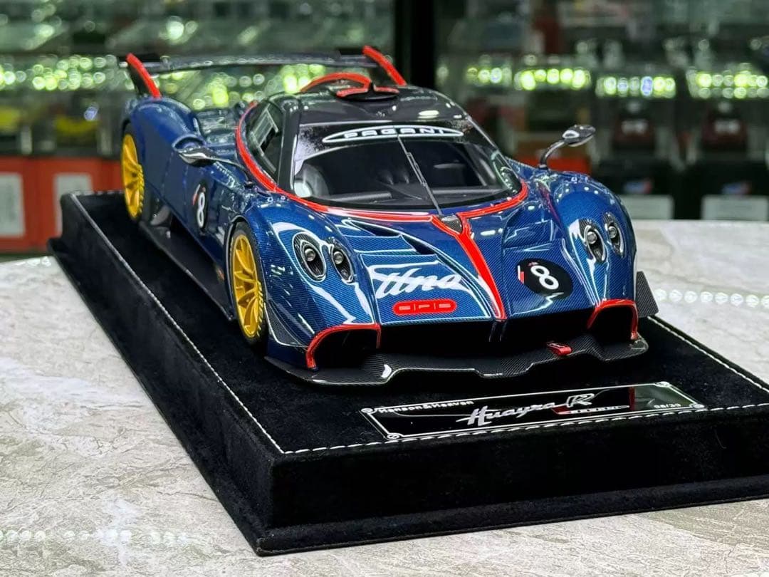 未使用 HH モデル 1/18 パガーニ ウアイラ ミニカー 限定品