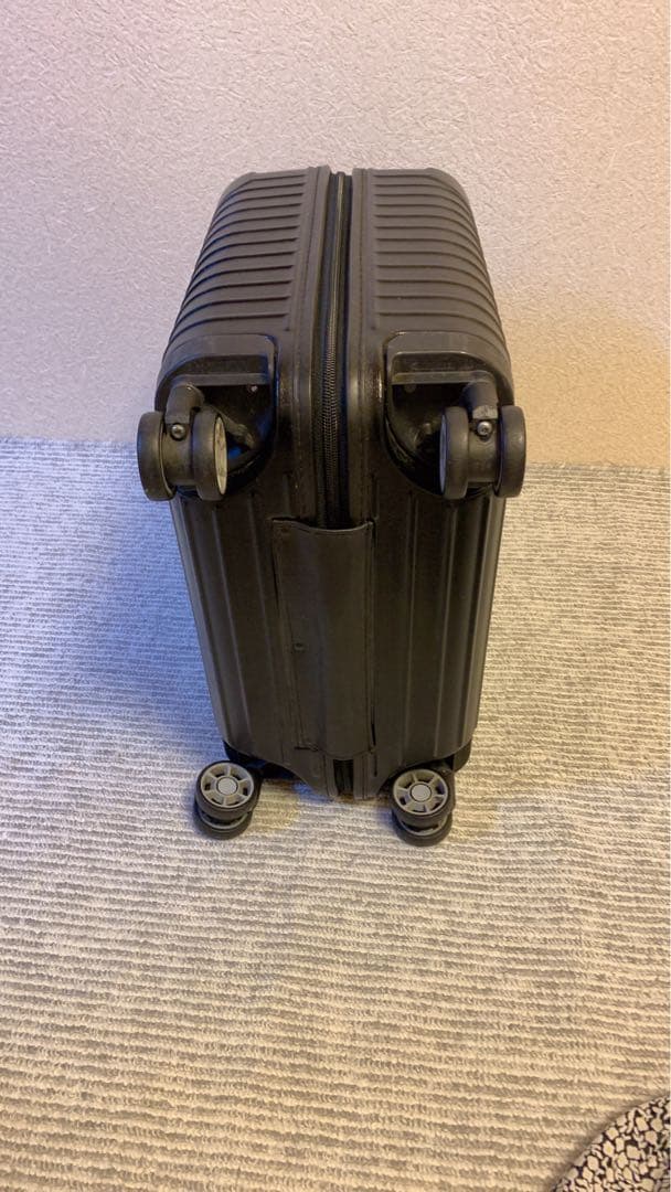 RIMOWA サルサ ビジネストローリー 4輪 ブラック