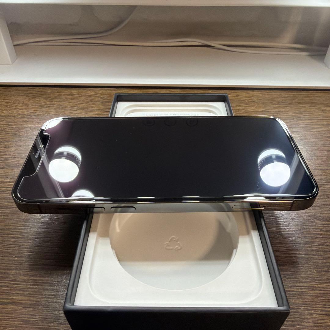 超美品　iPhone12Pro 128㎇