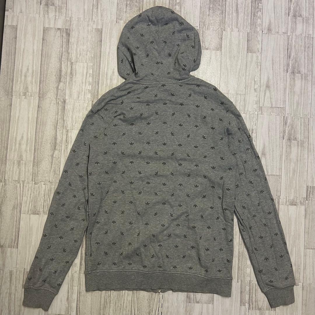 アディダス スウェット パーカー 7分丈パンツ 上下 セットアップ きゃりー着用