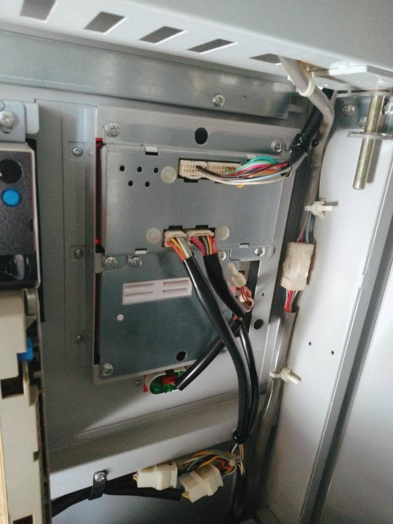 値下げ✩.*˚タバコ自動販売機　省スペース型タスポ対応機　中古品