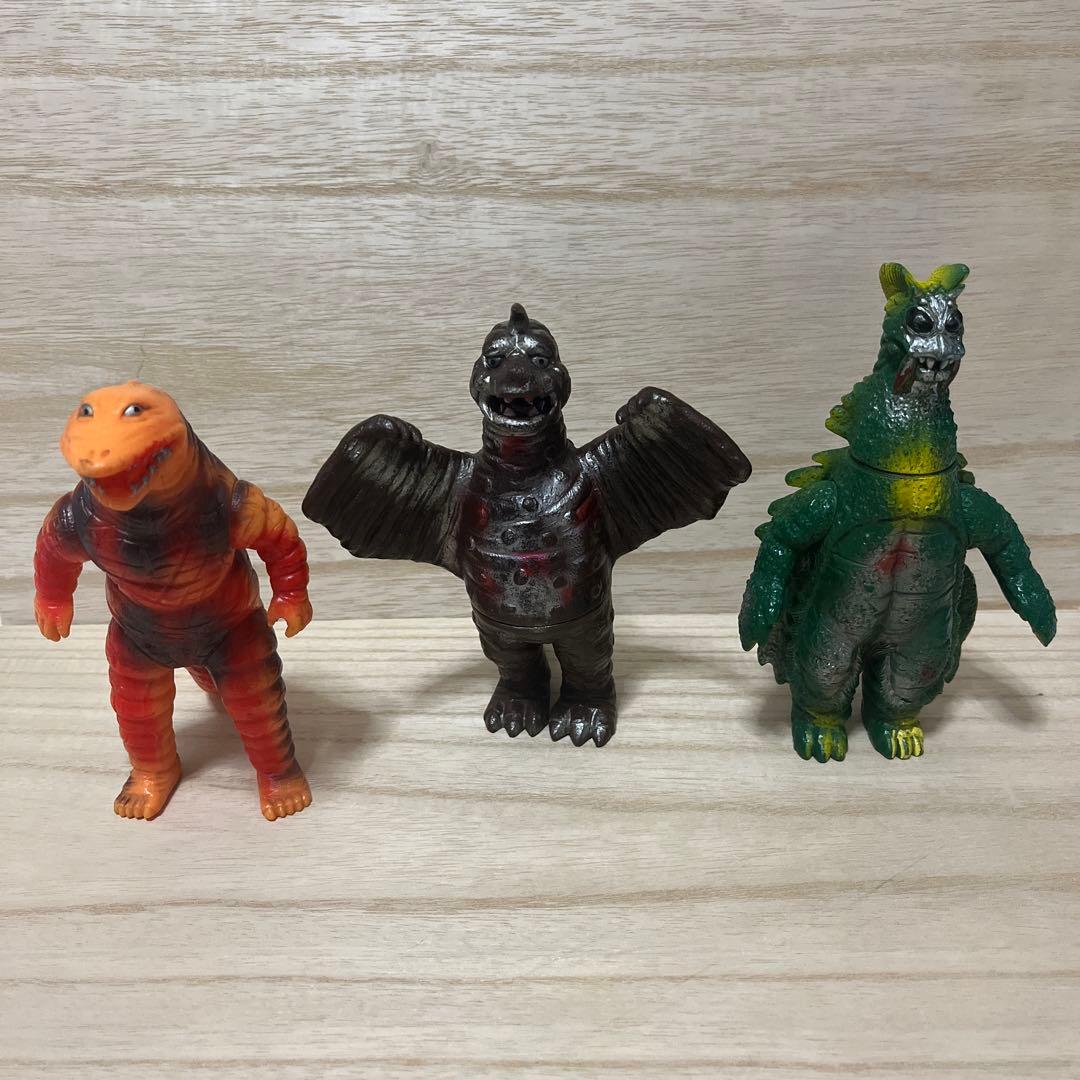 ポピー怪獣足製11体ソフビ