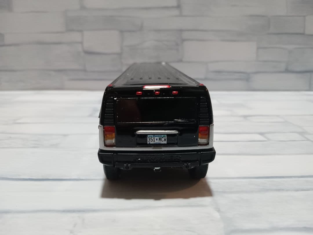 1/43 NEO　ハマーH2 ストレッチリムジン　ミニカー　ブラック　模型