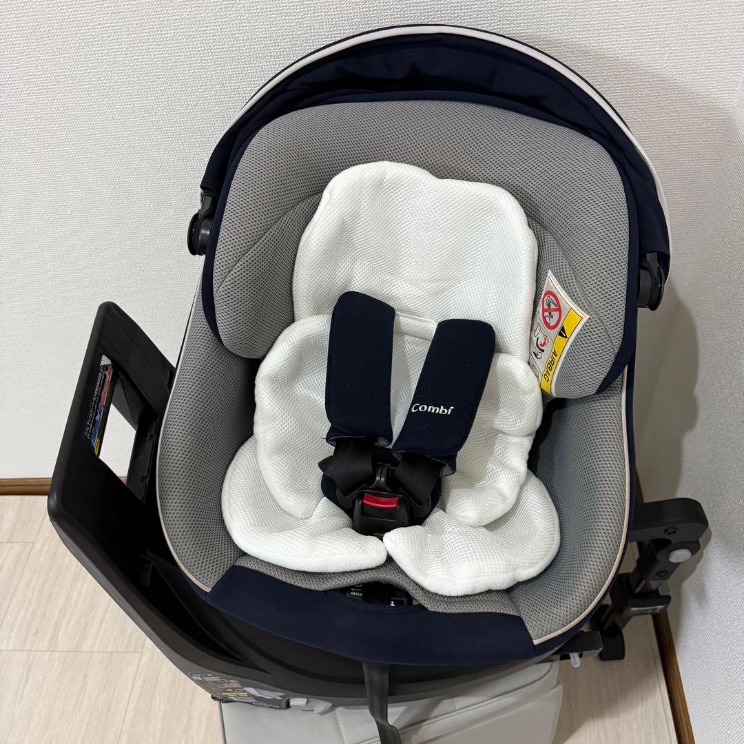 【美品】Combi クルムーヴスマートISOFIX JN-570 新生児OK