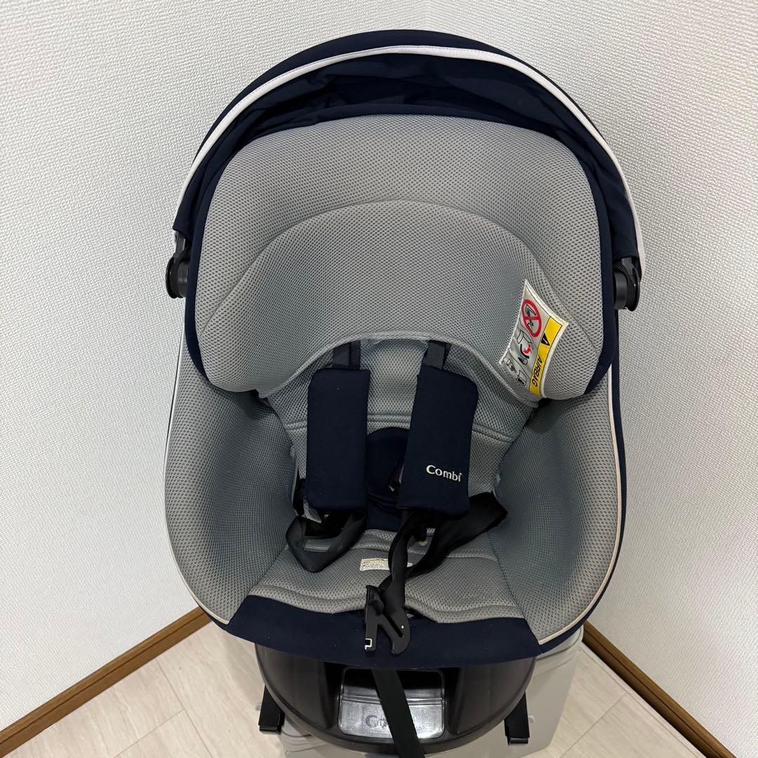 【美品】Combi クルムーヴスマートISOFIX JN-570 新生児OK