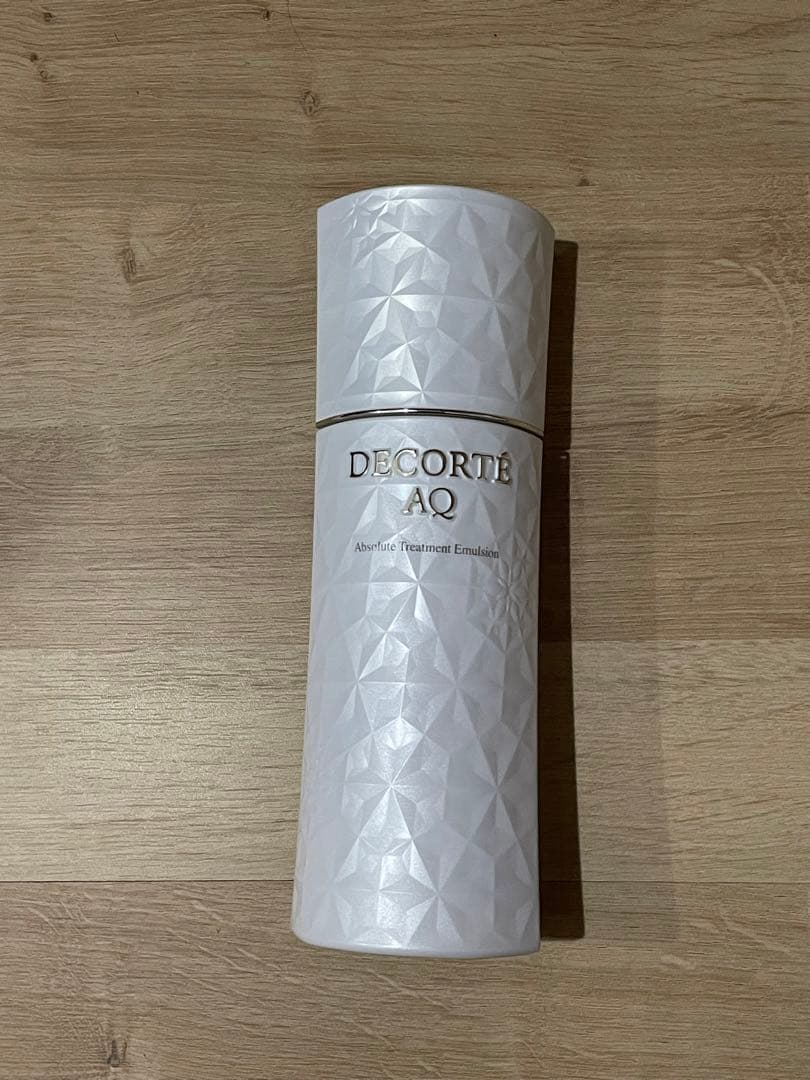 コスメデコルテ　AQ アブソリュートエマルジョン　Ⅲ