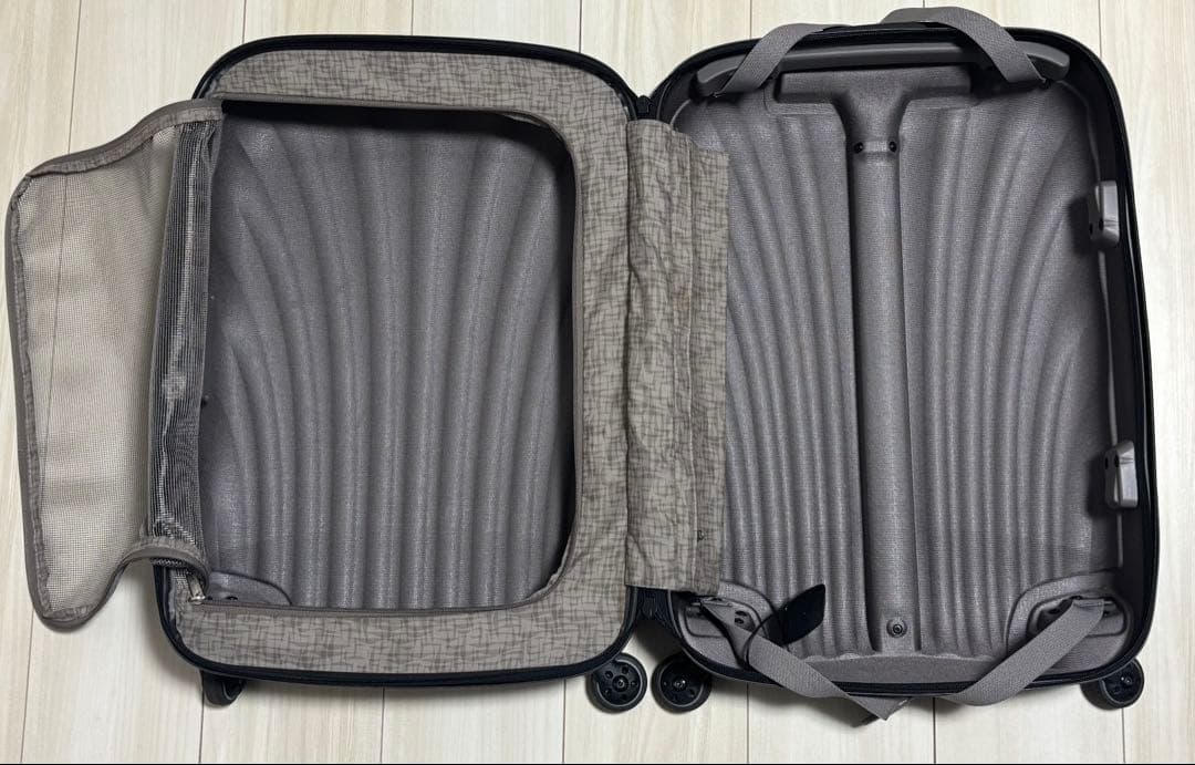 サムソナイト スーツケースコスモライト スピナー 36L