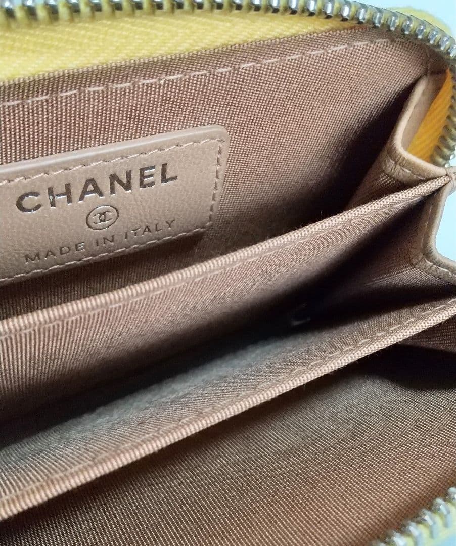 【未使用】CHANEL（シャネル）デカココ/ジップパース/正規品