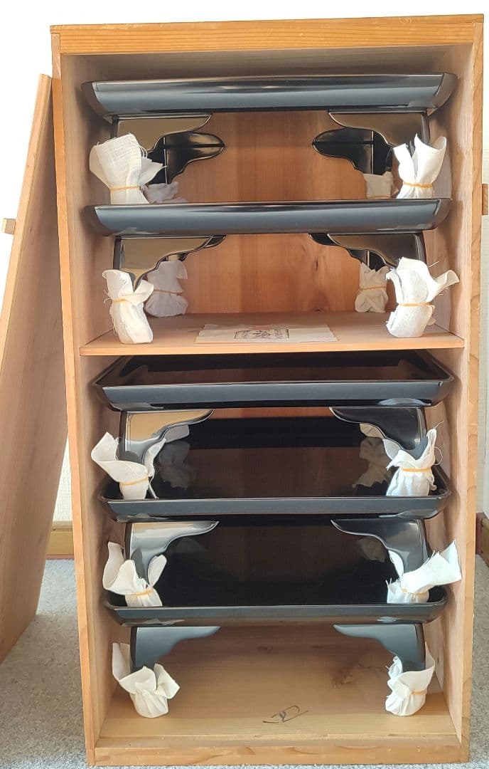 輪島塗　脚付き膳　五客