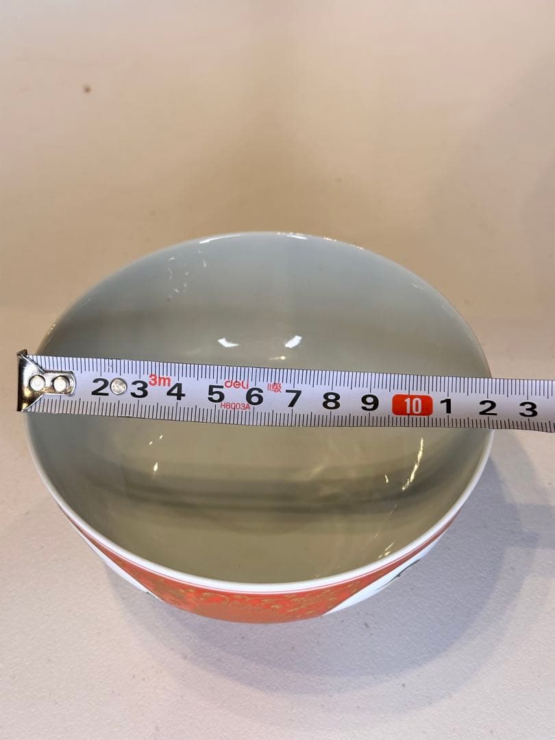 大明嘉靖年制 底款　紅釉　洒金　彩绘人物　碗　中国美術　古董品　茶碗　古磁器時代