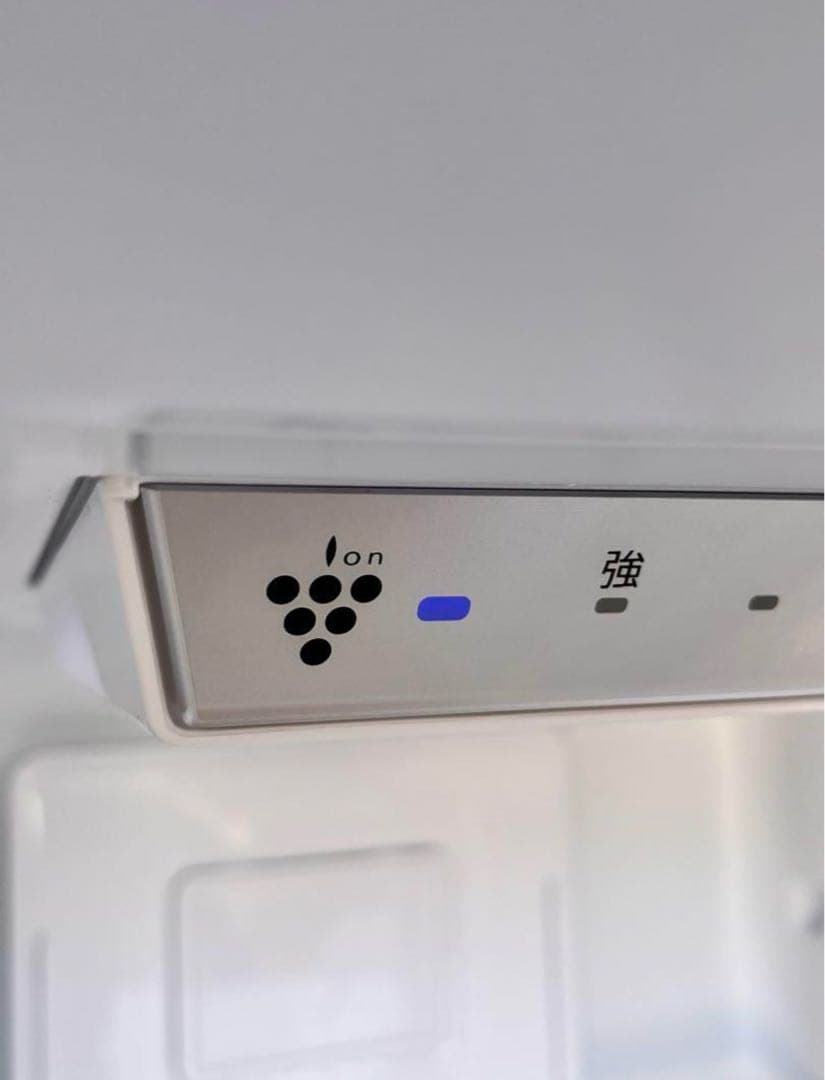 ① 【送料無料】2024年製　SHARP 冷蔵庫 SJ-BD23M-W 230L