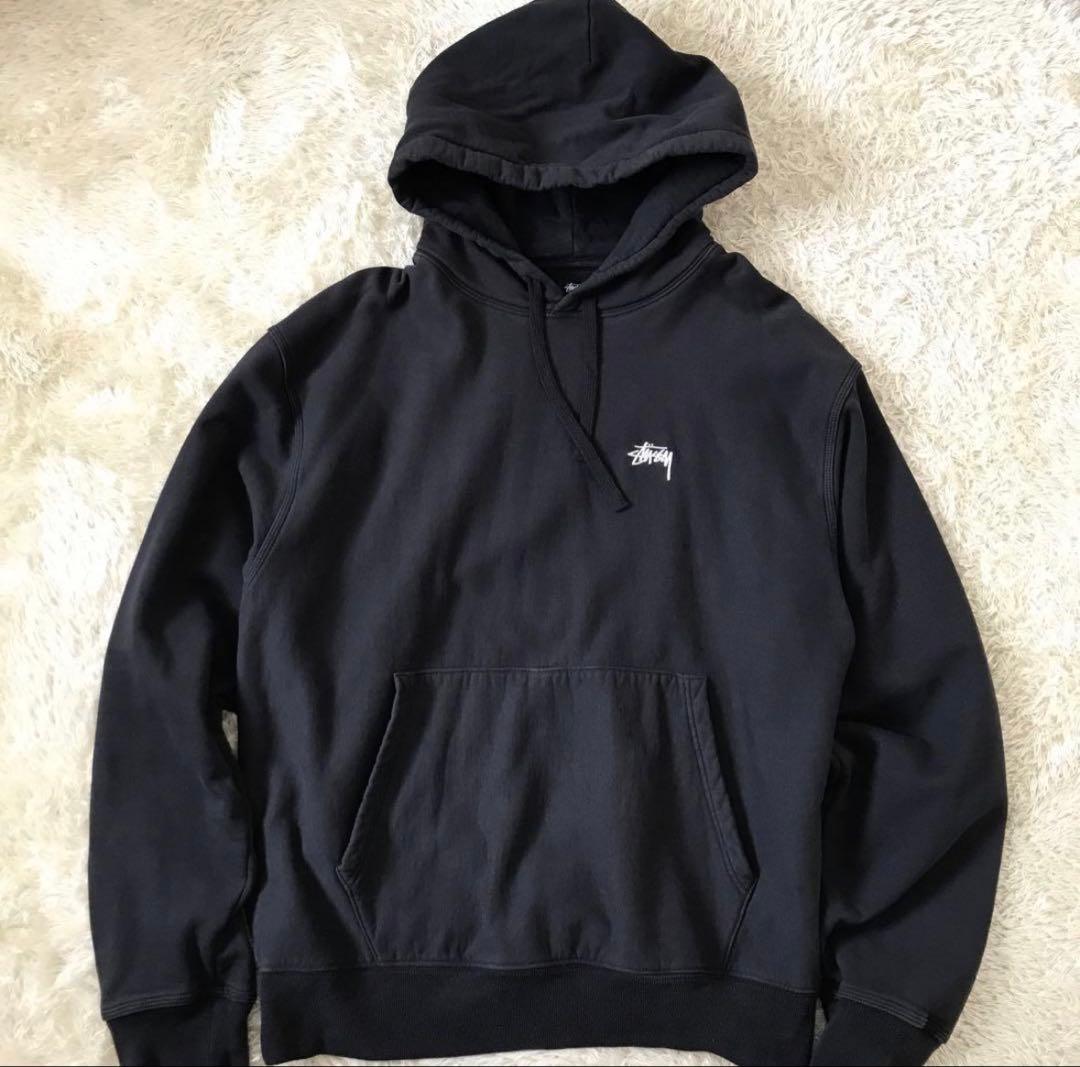 stussy パーカー　L 胸元ロゴ刺繍　ブラック