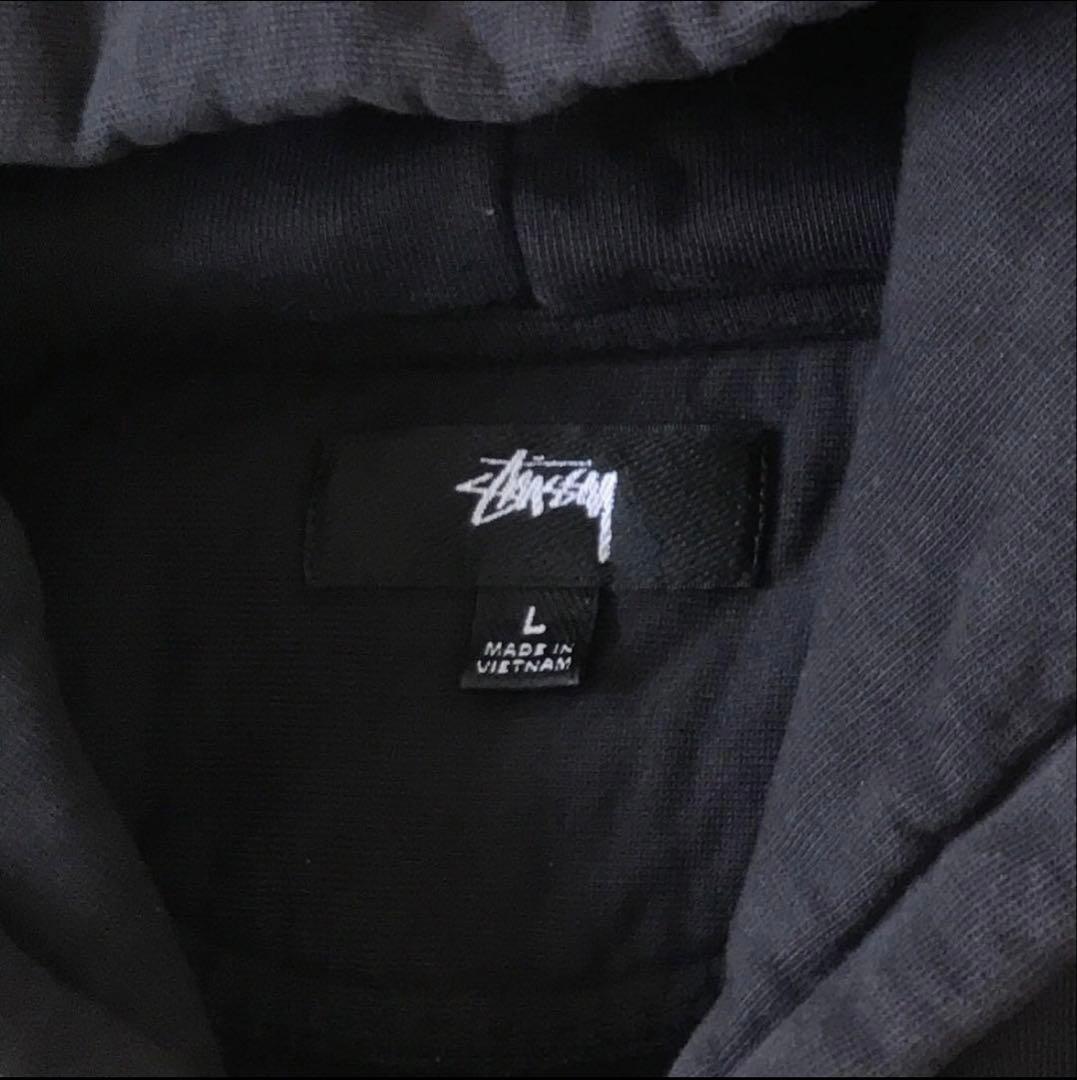stussy パーカー　L 胸元ロゴ刺繍　ブラック