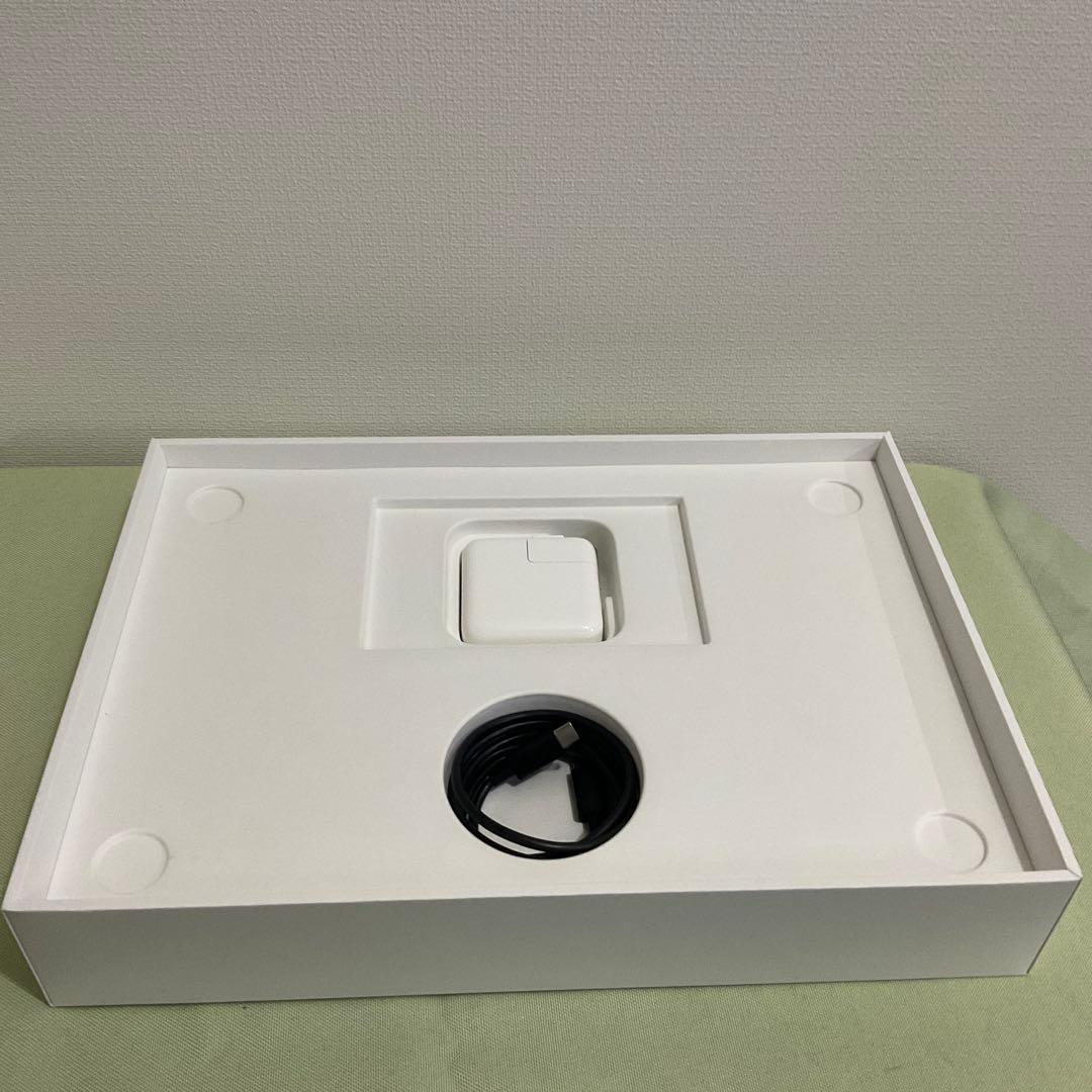 MacBook本体 Apple MacBook Air (M1, 2020)