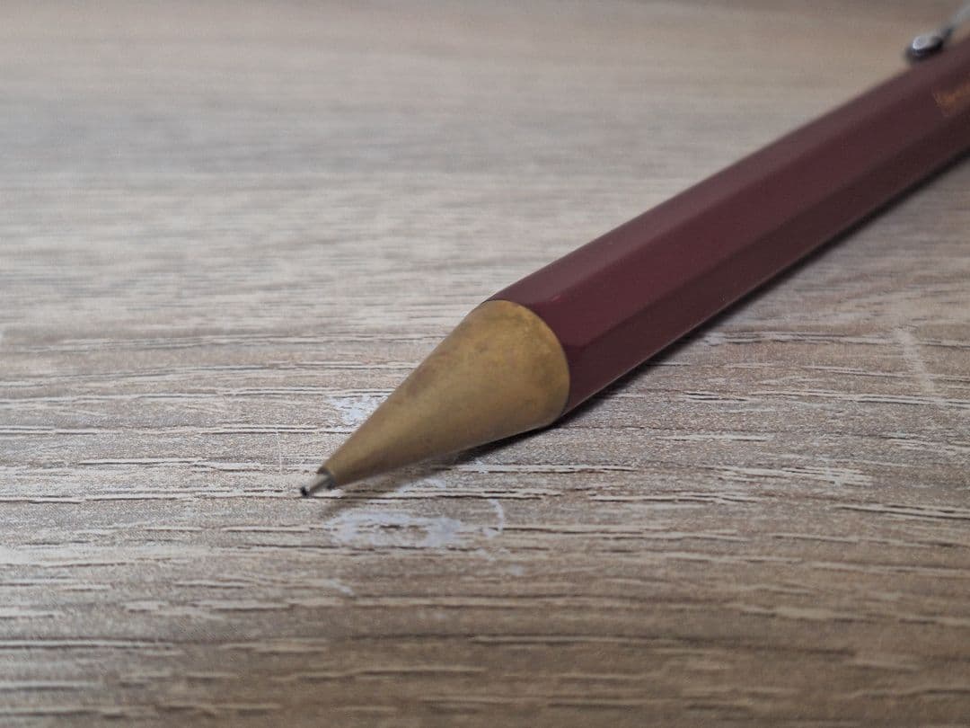 カヴェコレッド シャーペン0.7mm(0.5mm)