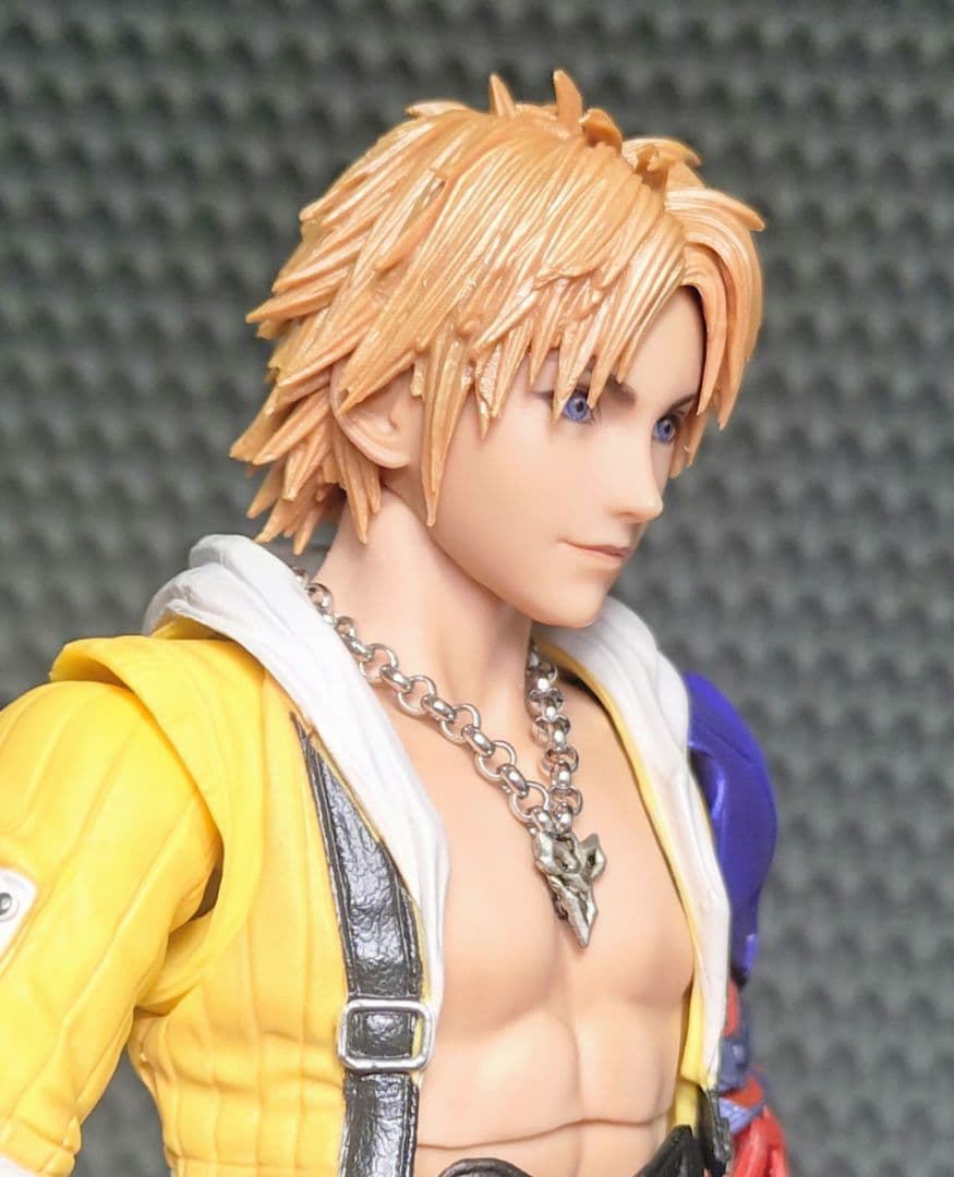 プレイアーツ改　ティーダ