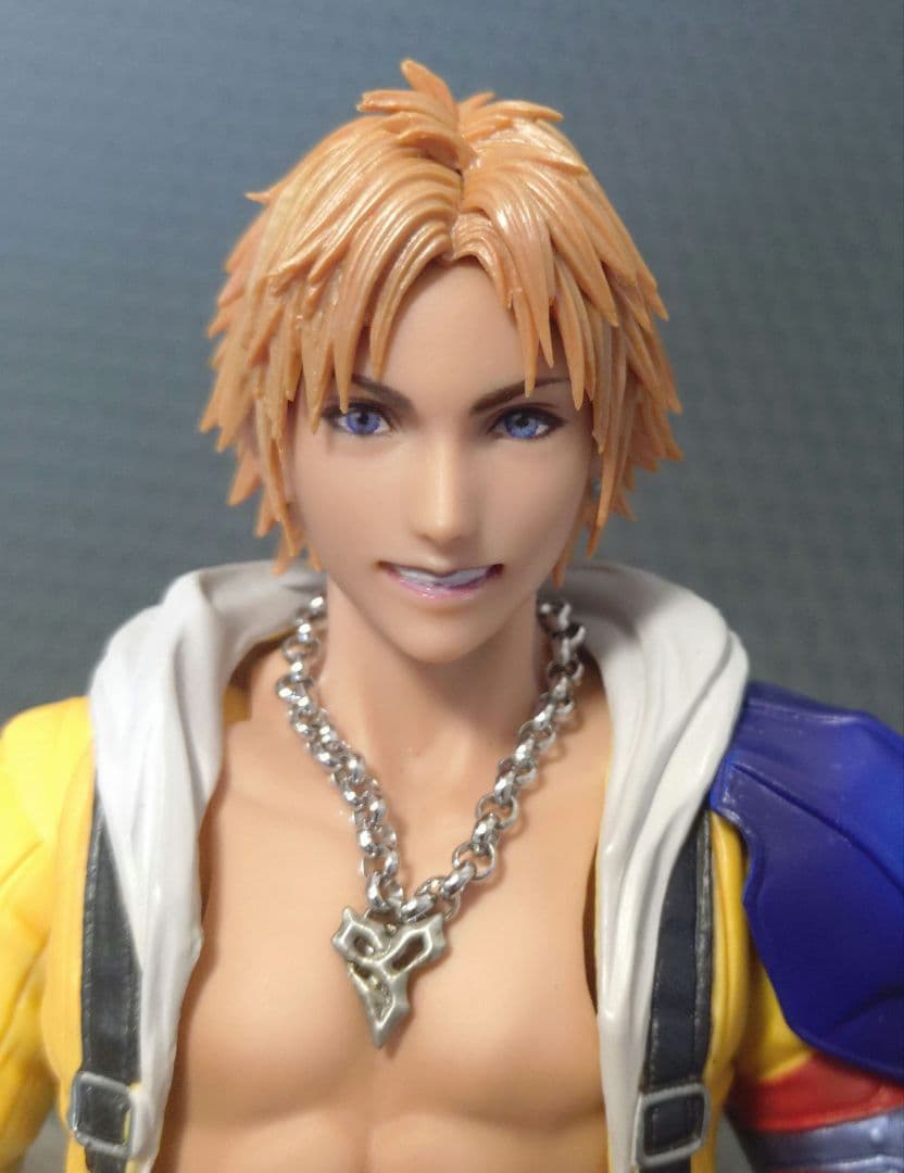 プレイアーツ改　ティーダ