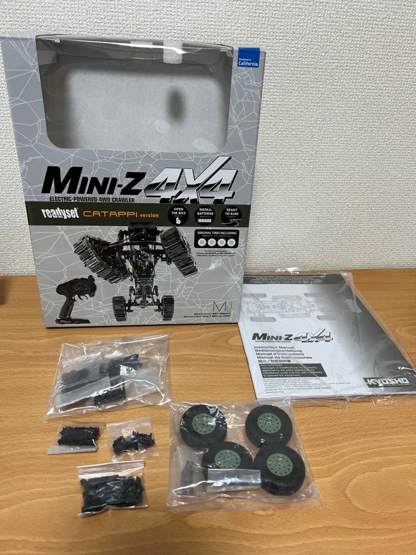 ミニッツ4×4 ディフェンダー90レディセット（キャタッピver）