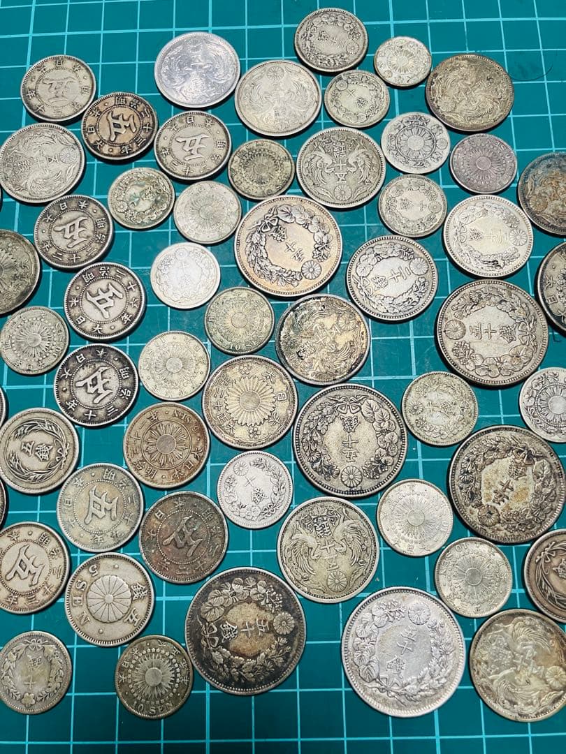 s*n様 古銭　日本貨幣　竜5銭銀貨　白銅貨　20銭銀貨　10銭銀貨　まとめ売り