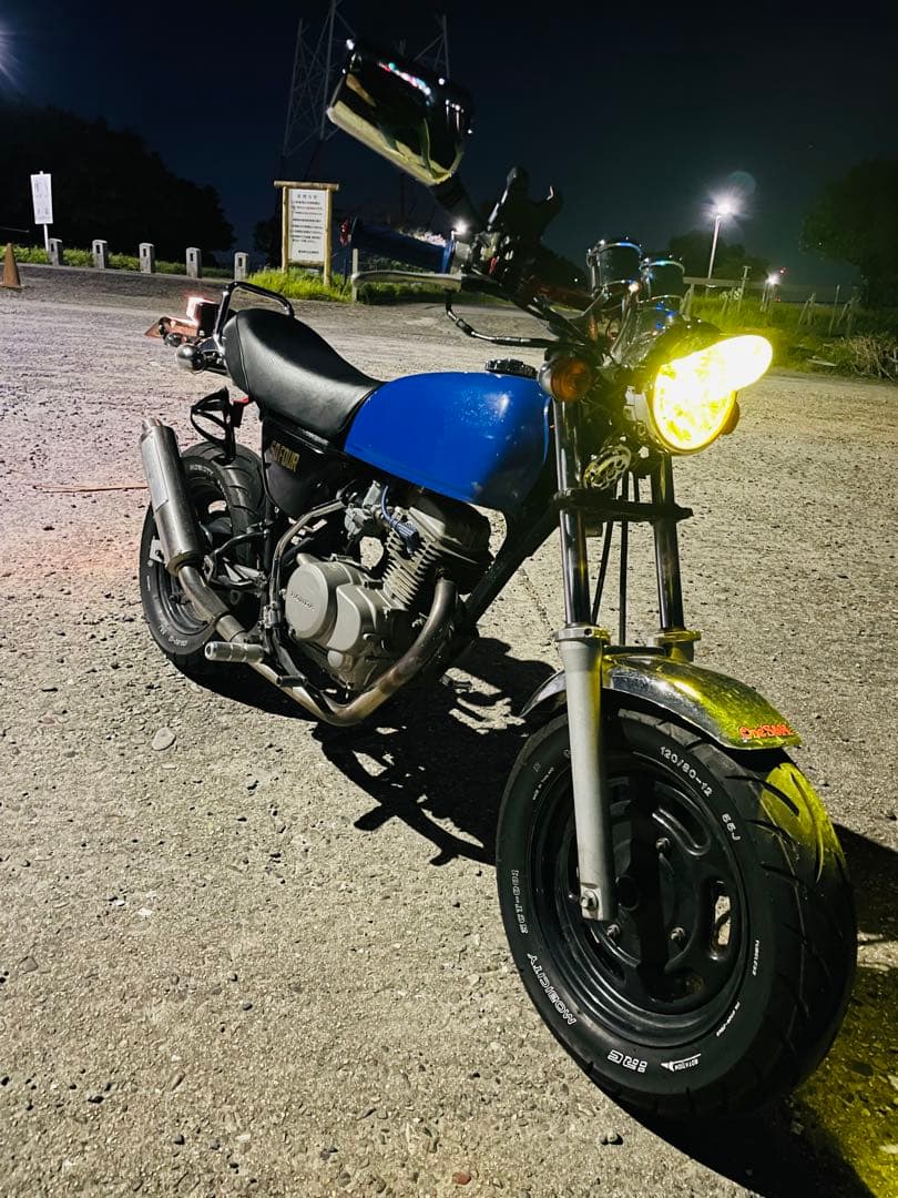 わ*ん様 エイプ50 純正タンク　コック　鍵付き2本