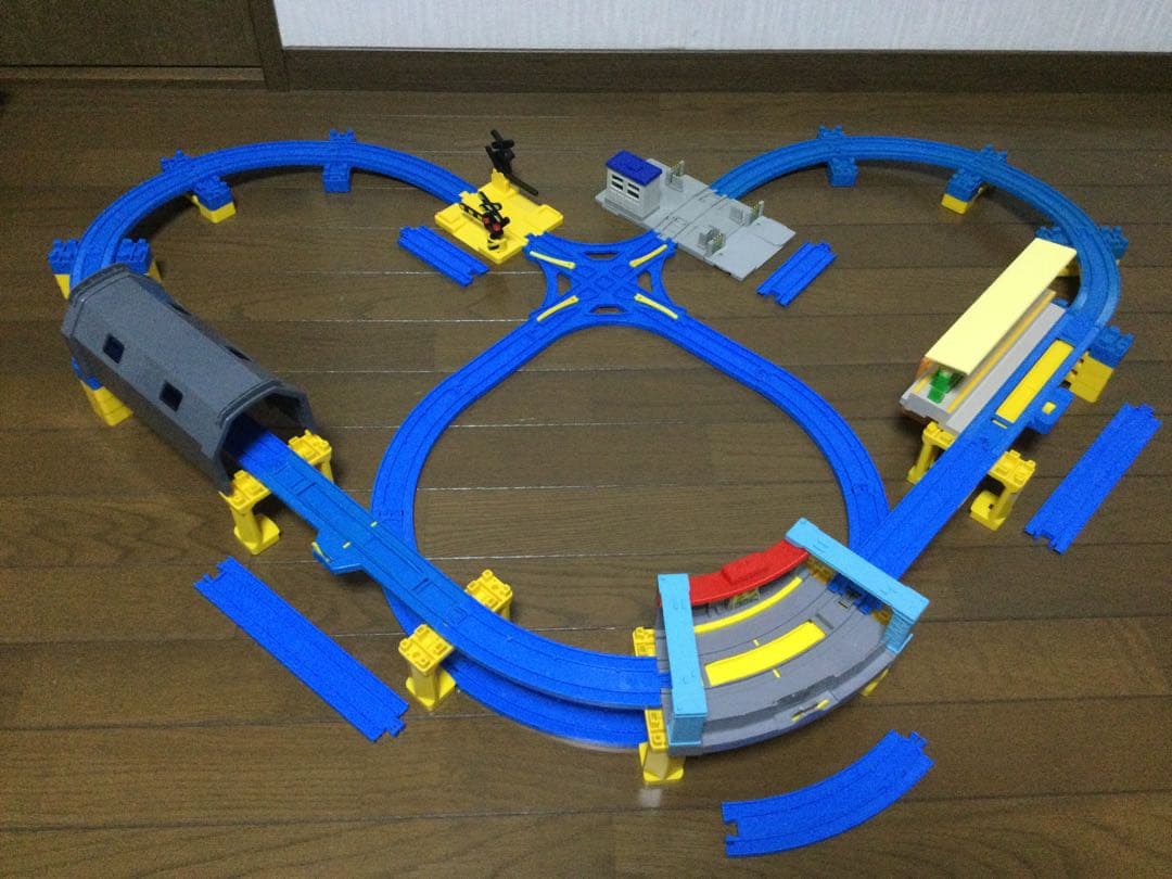 プラレール線路　幸せのプラレール☆ハート♡ レア情景多数