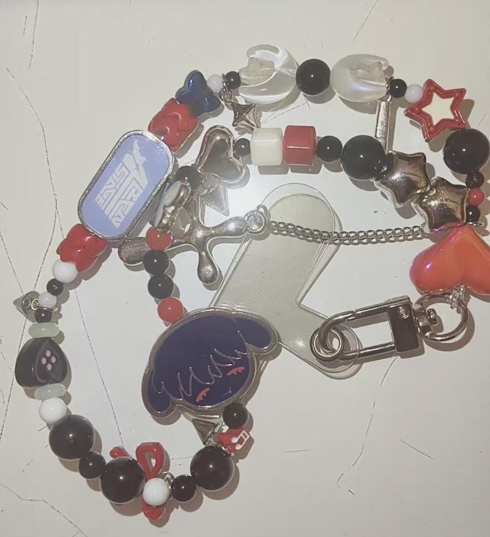 エイリアンステージ 限量 マレーシア限定 一代 スマホチェーンイヴァン IVAN