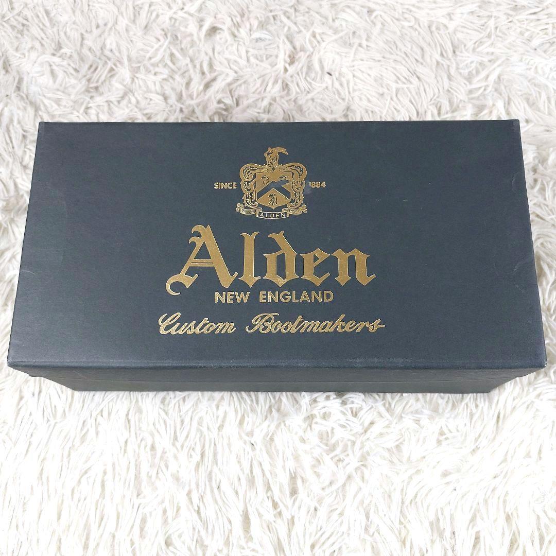 箱付き Alden モディファイドラスト スウェード プレーントゥ革靴 ネイビー