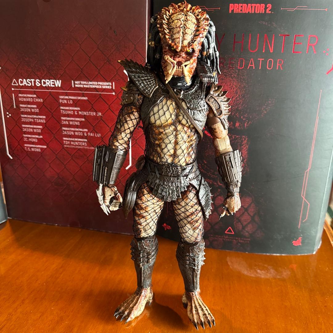 プレデター　ホットトイズ　シティハンター プレデター2